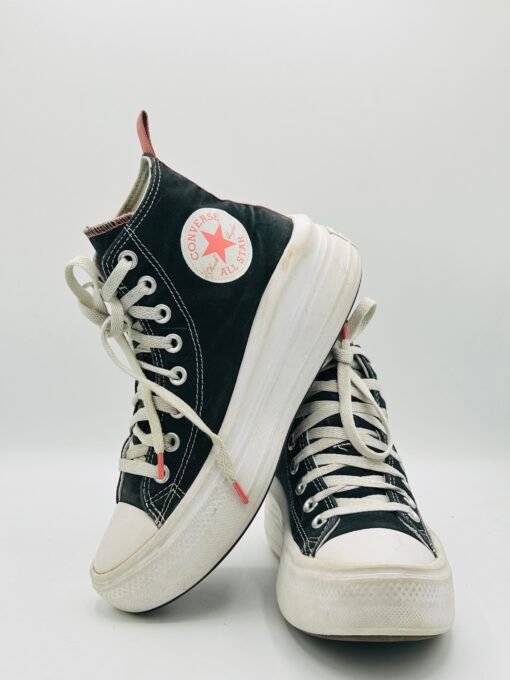 Converse Move Platform